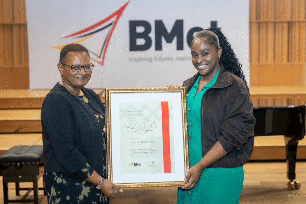 Roxanne wins Fellowship Award at HE Graduation